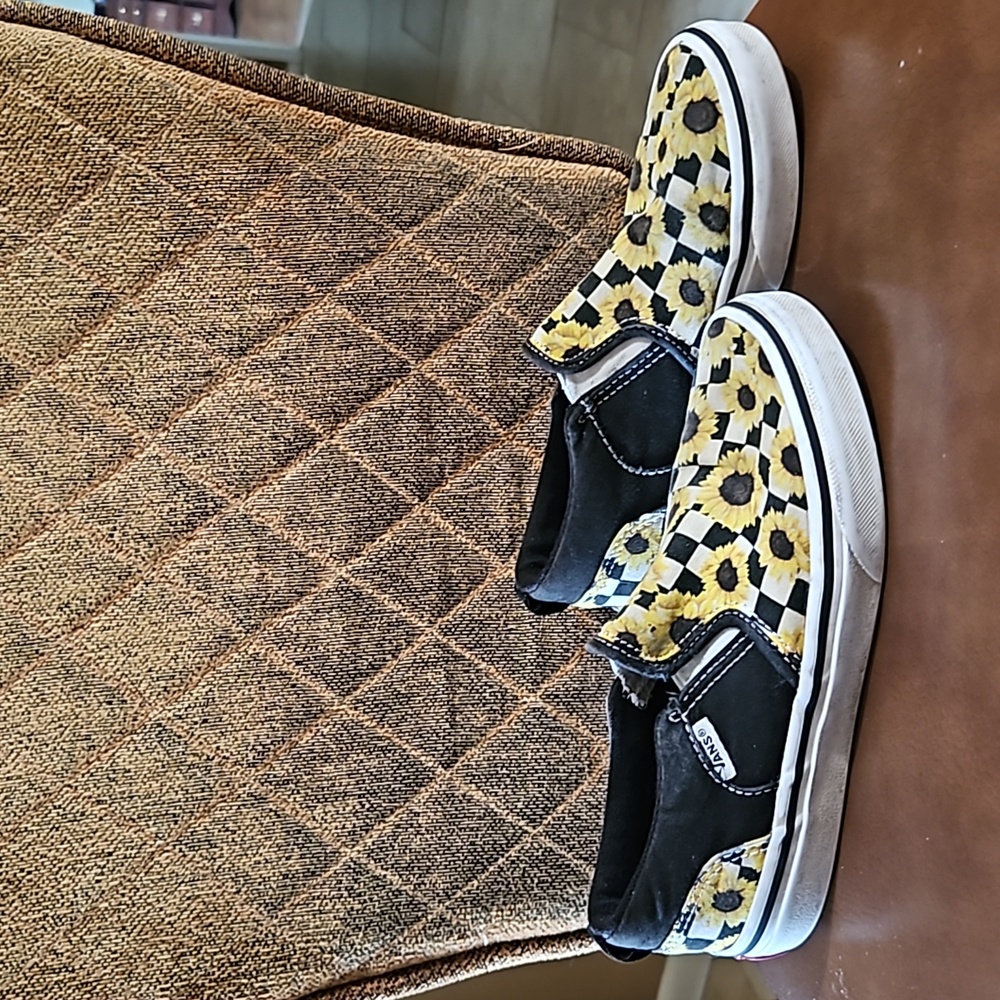 Vans Kids Slip-On Shoes in Black and Yellow Sunflower